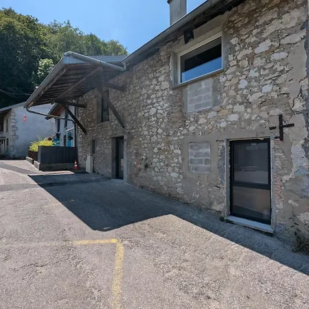Renovated With View *
